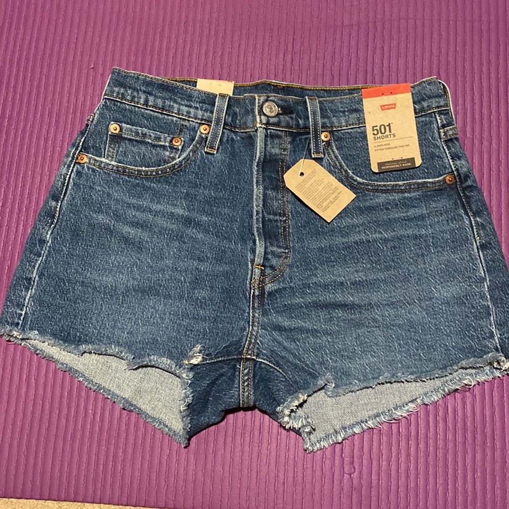 Levi’s high rise 501 shorts